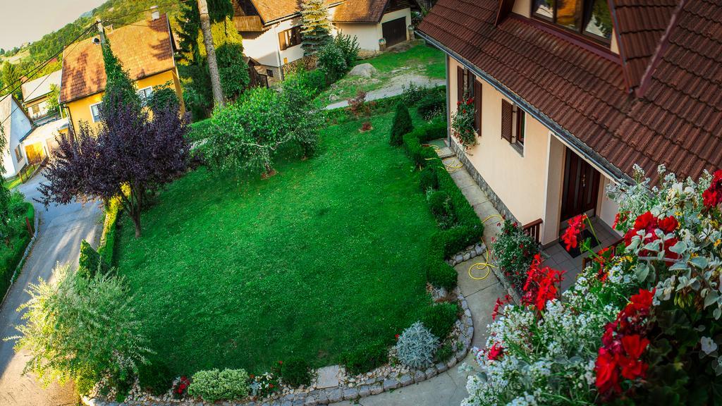 Apartments And Rooms Stefanac Slunj Ngoại thất bức ảnh