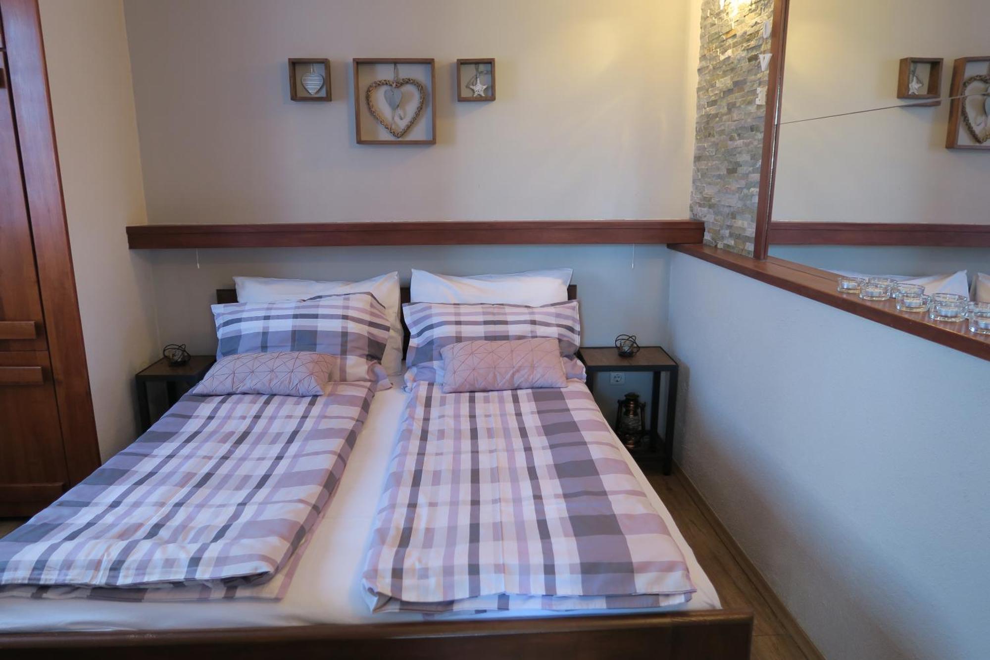 Apartments And Rooms Stefanac Slunj Ngoại thất bức ảnh