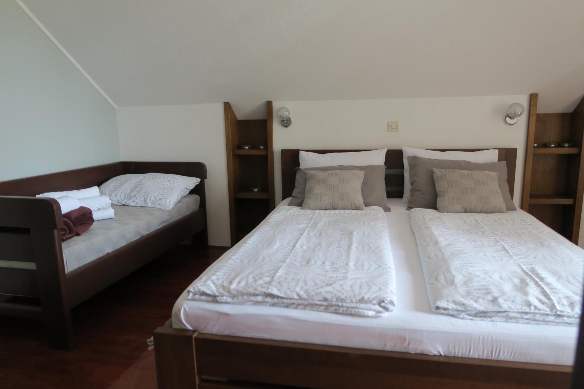 Apartments And Rooms Stefanac Slunj Ngoại thất bức ảnh